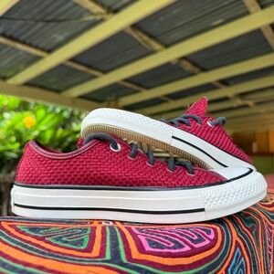Converse Chuck Taylor All Star Ox Woven Red Low Tops Approx Women's‎ 5 Sole 9